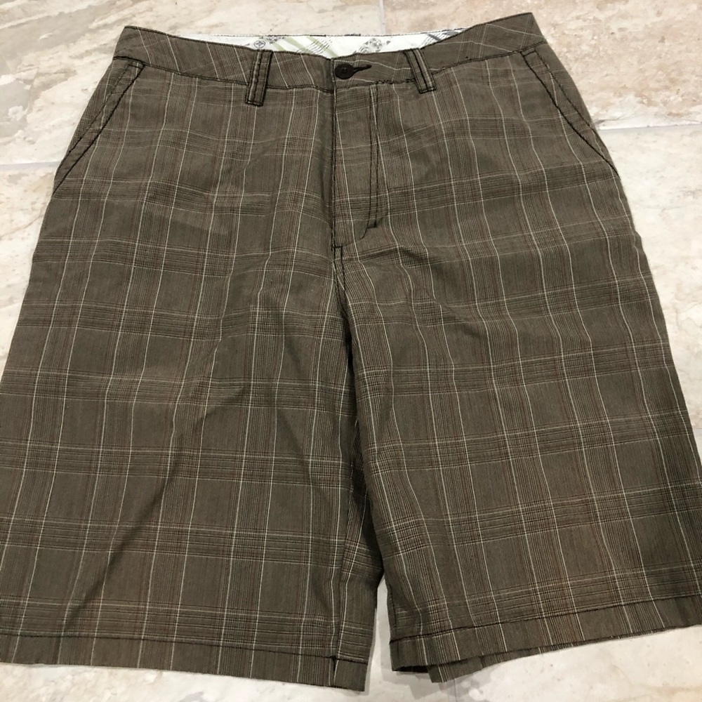 Quicksilver flat front plaid short